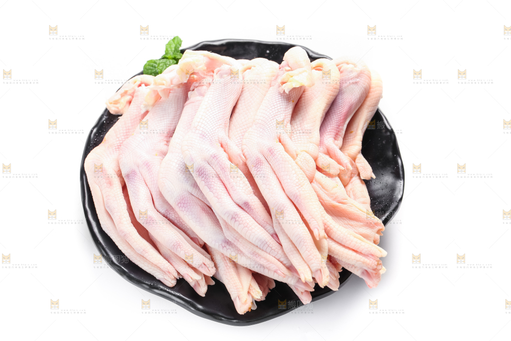 白底上放着一盘的鸭掌