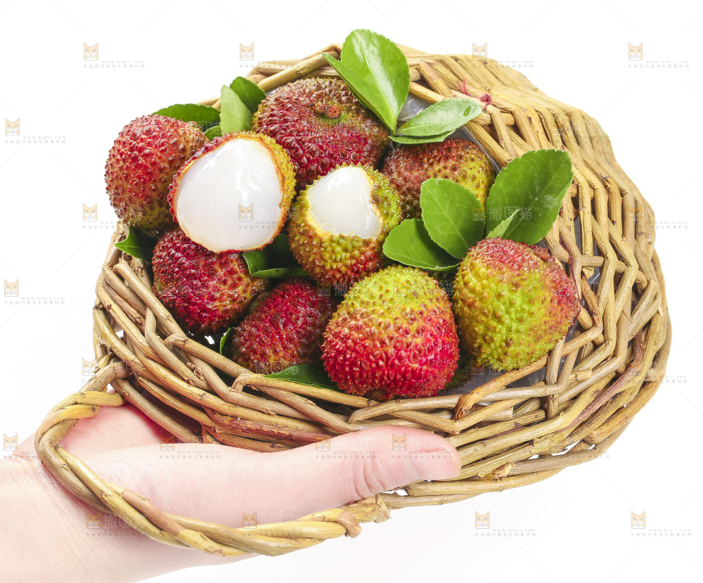 篮子里装着荔枝