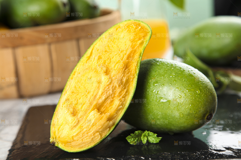 石板上的青皮桂七芒