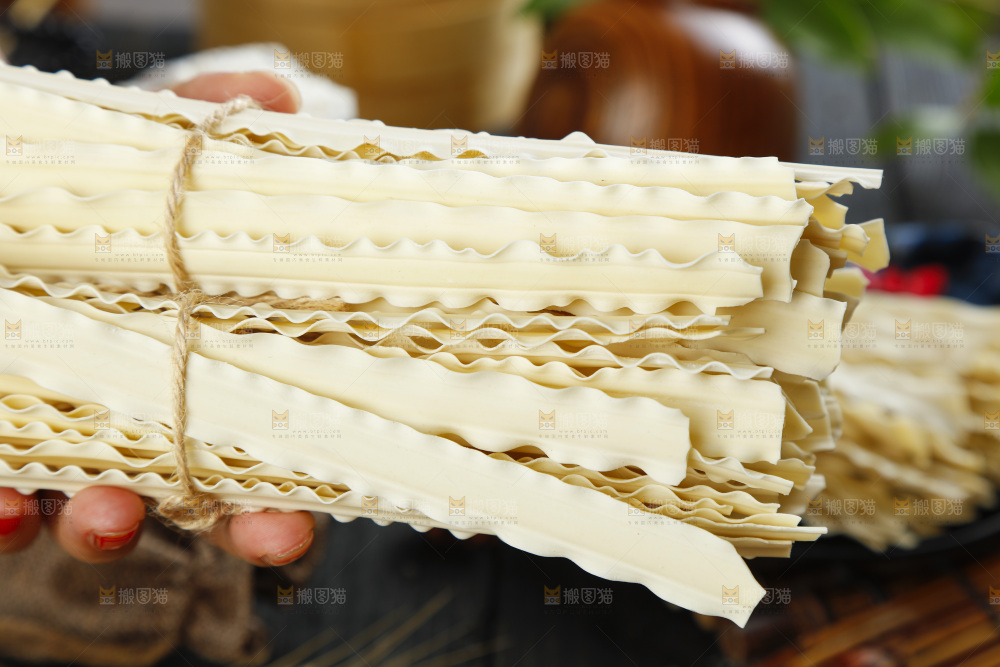 刀削宽面