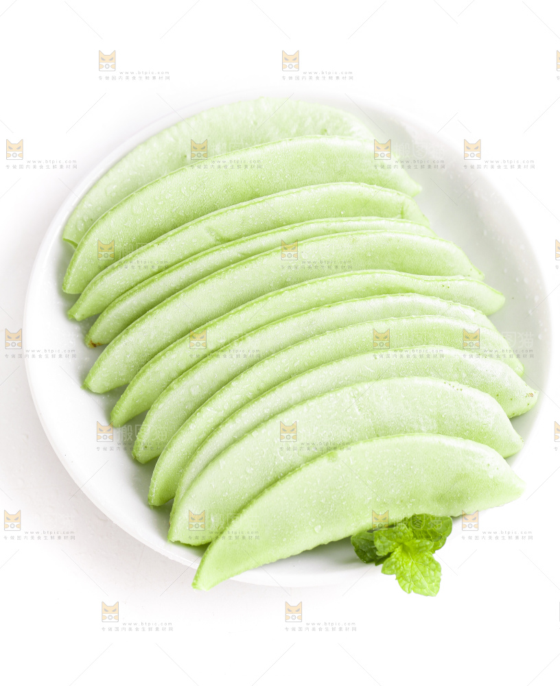 盘子里装着扁豆