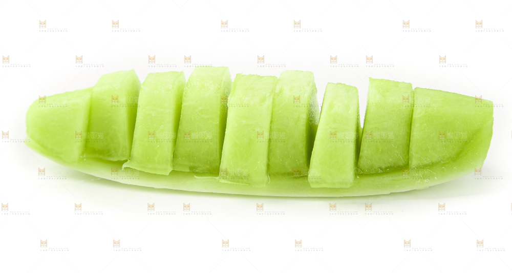 白底上摆放着玉菇蜜瓜