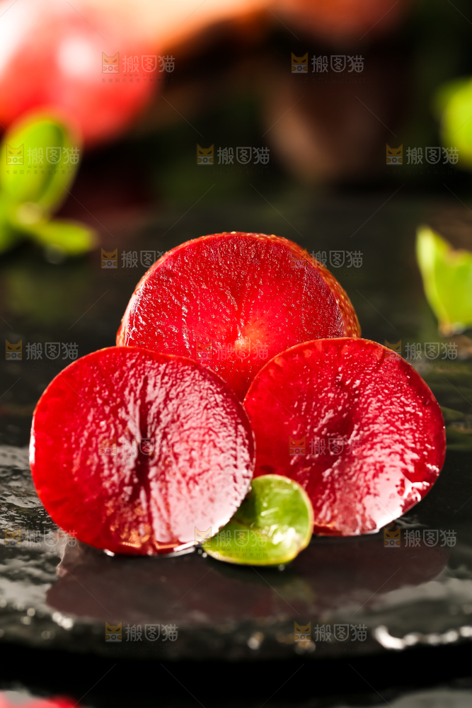 石板上放着钱排三华李