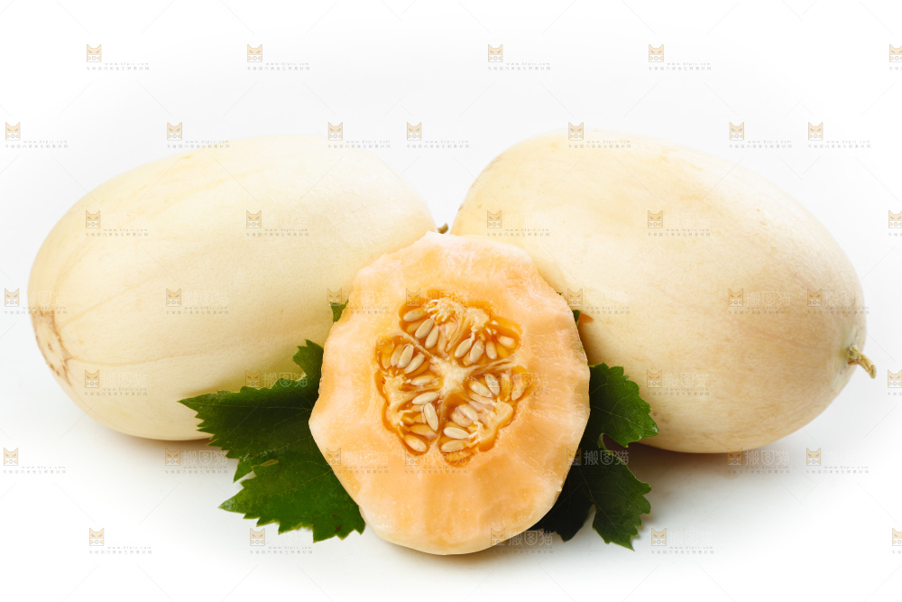 白底上放着蜜香瓜