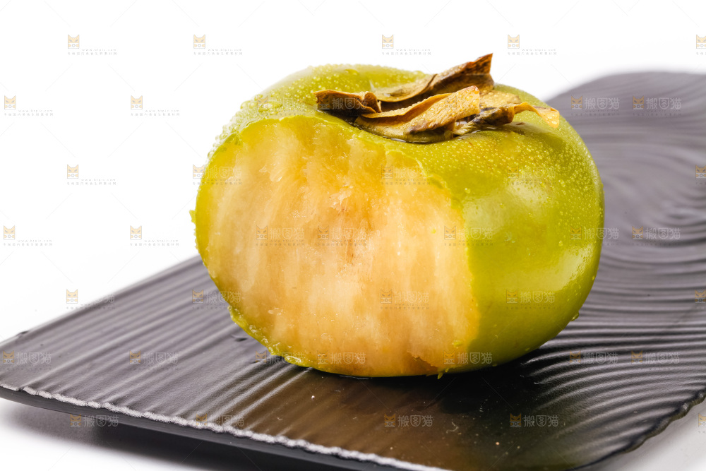 石板上的青柿子