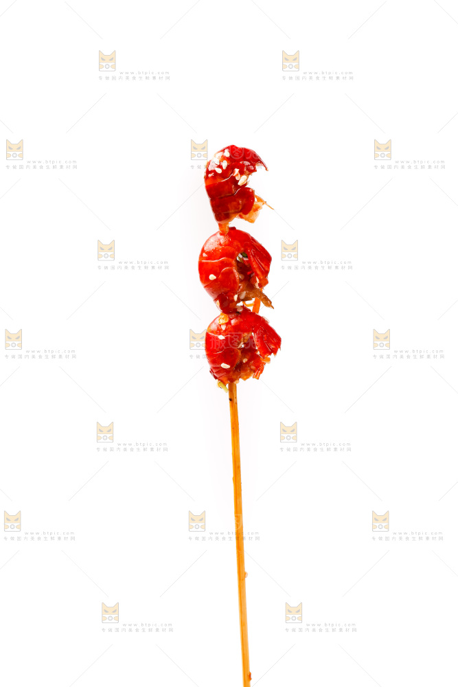 白底上的虾球串