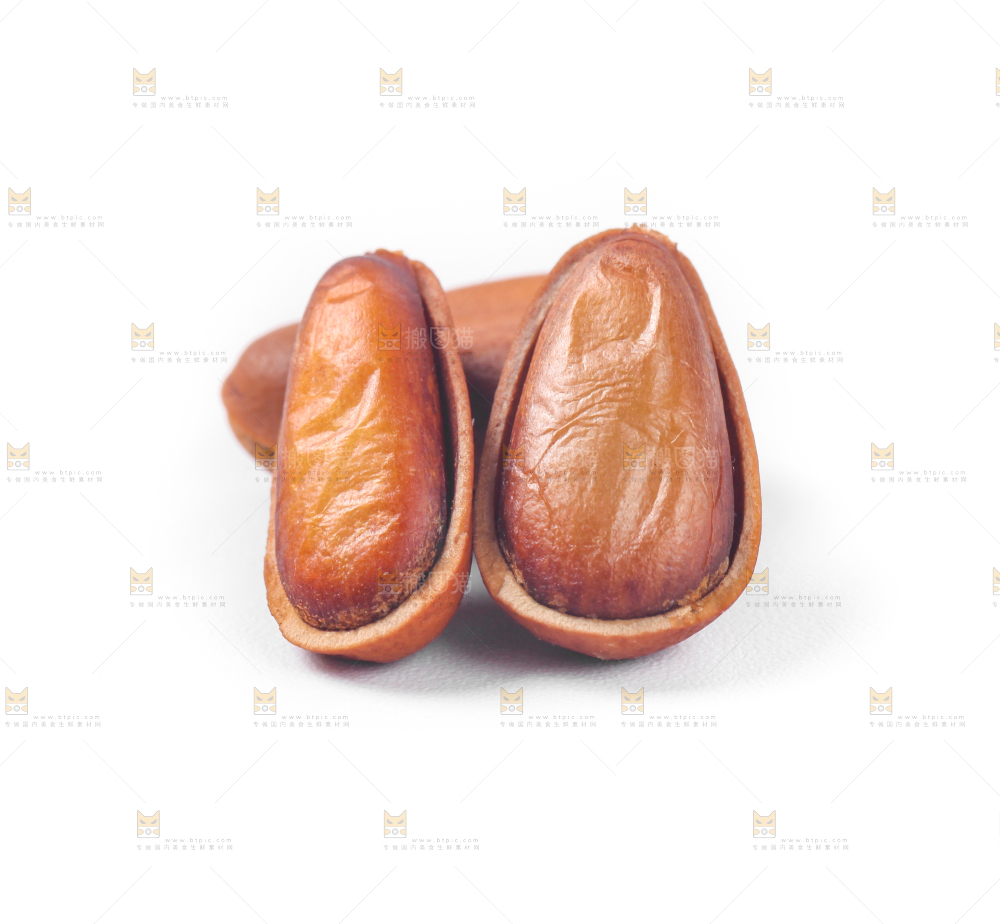 浅底上的手剥松子