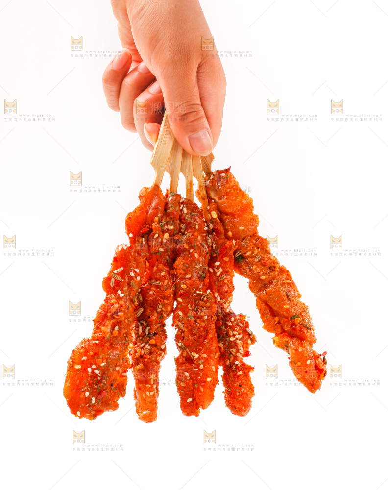 手拿肉串