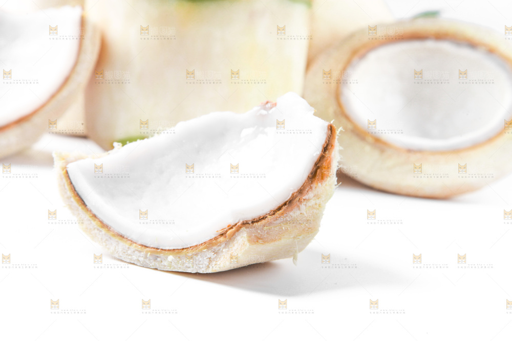 白底上的香水椰青