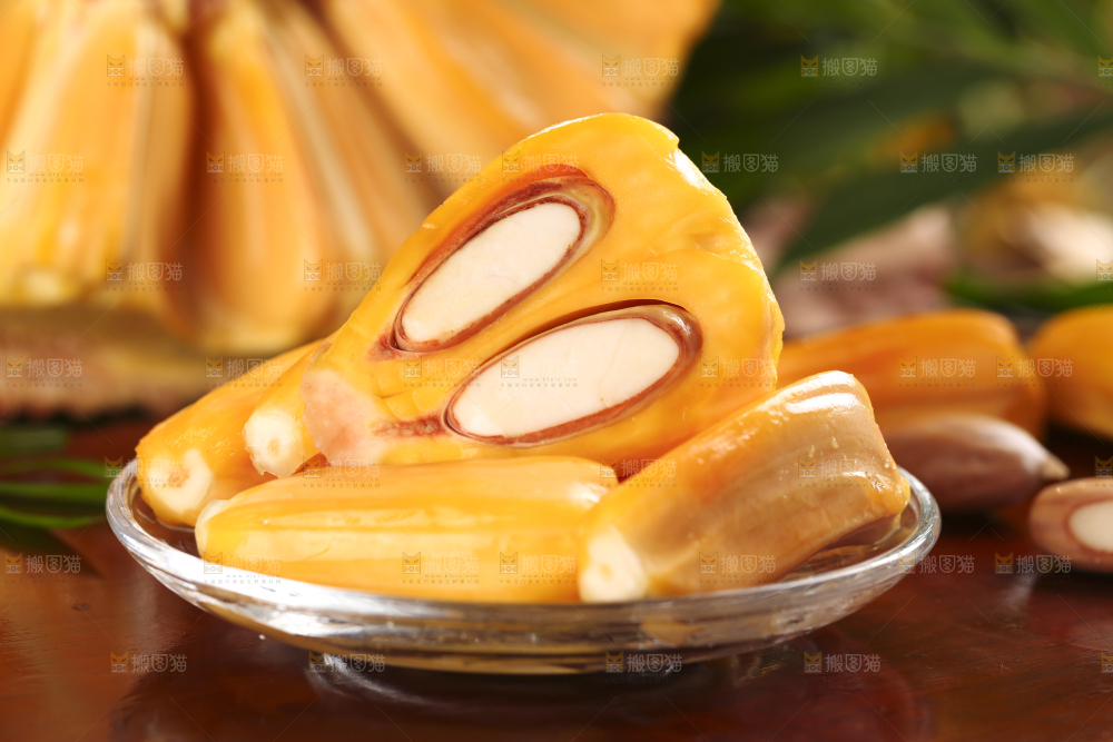 盘子里的菠萝蜜