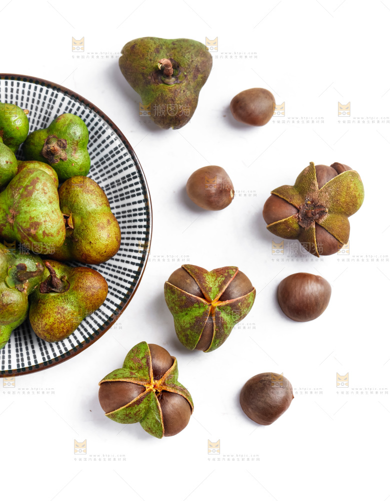 盘子里装着茶籽