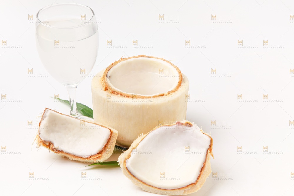白底上的香水椰青