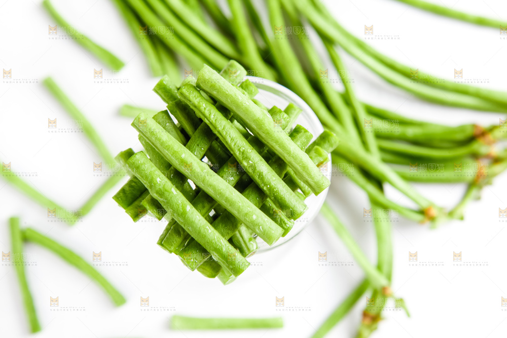 碟子里的豇豆