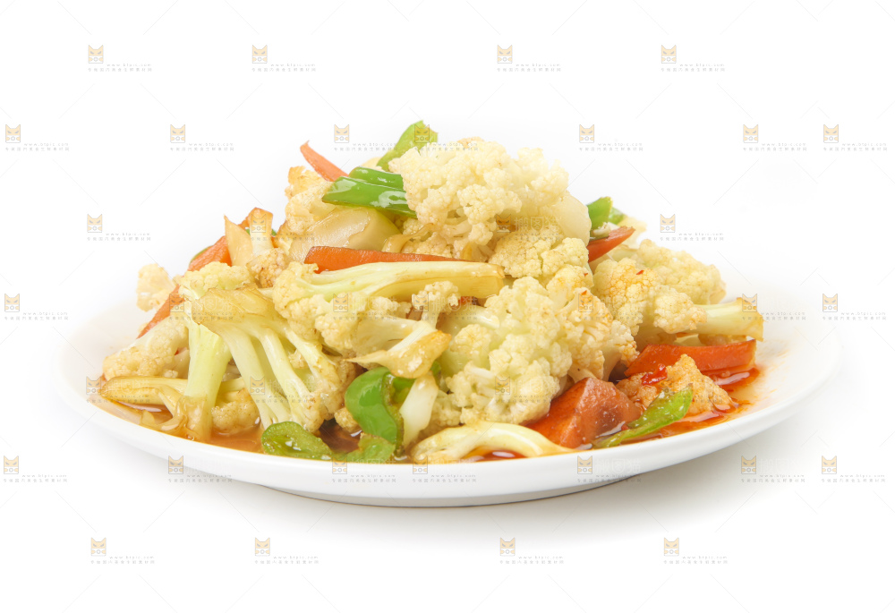 盘子装着花菜炒辣椒