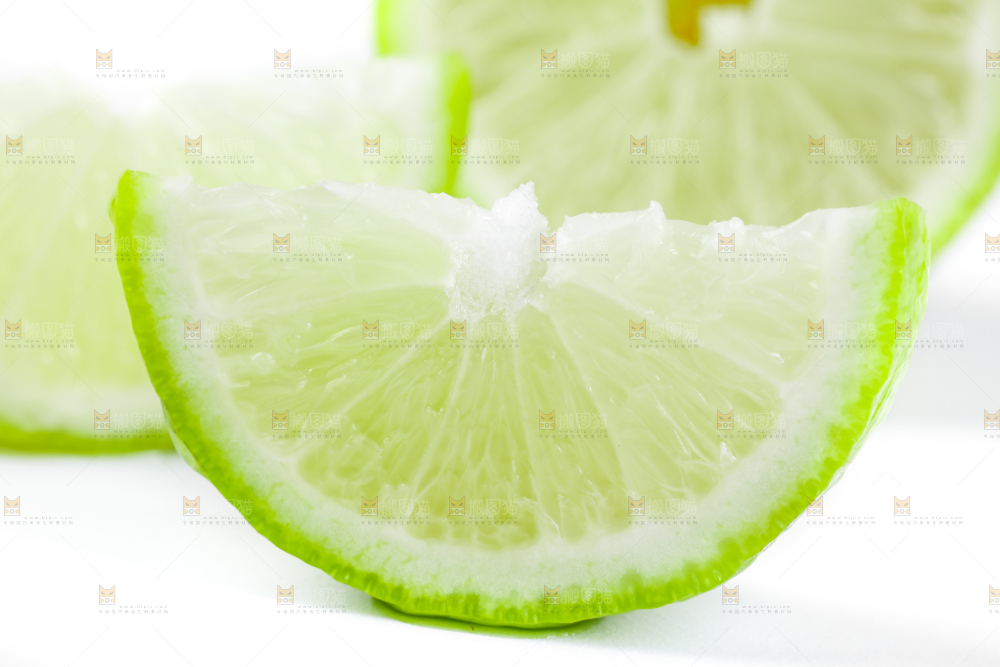 白底上的海南香水柠檬