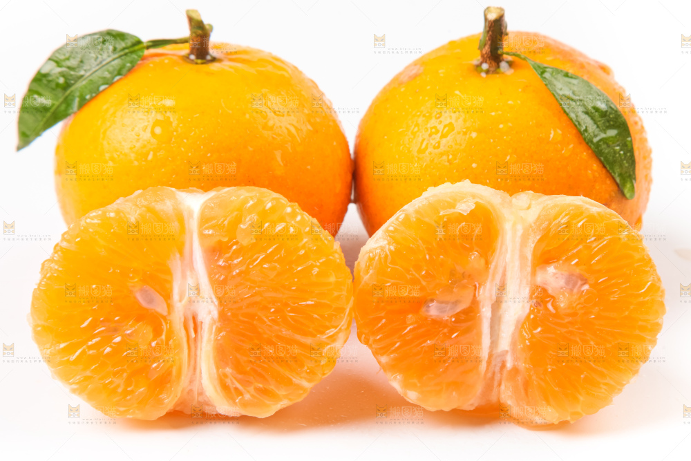 白底上放着沃柑