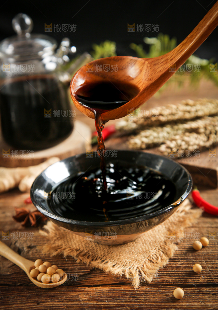 盘子里装着老陈醋