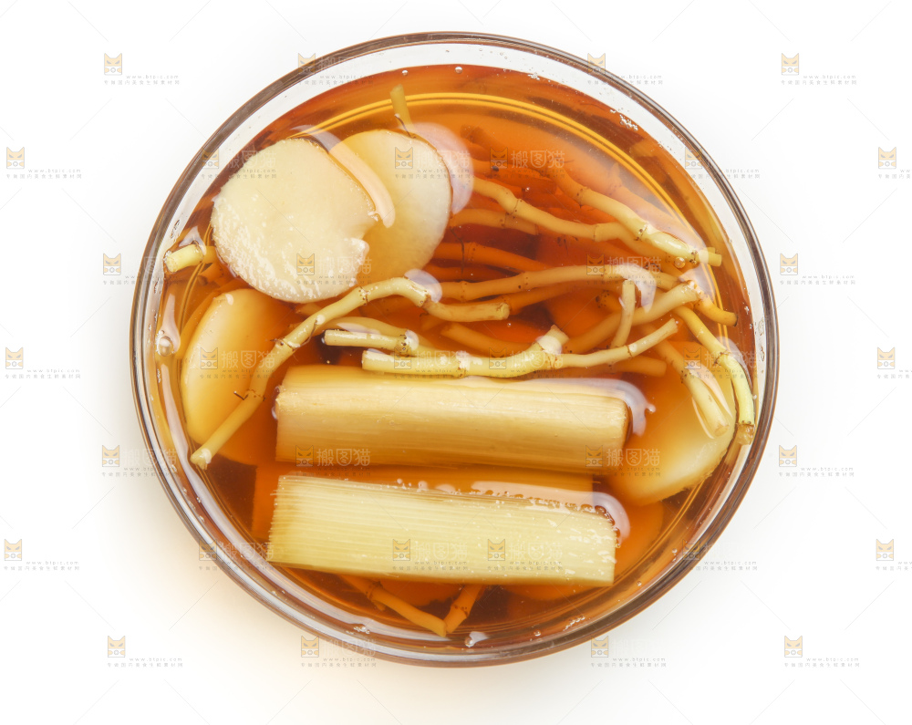 碗里装着腌生姜