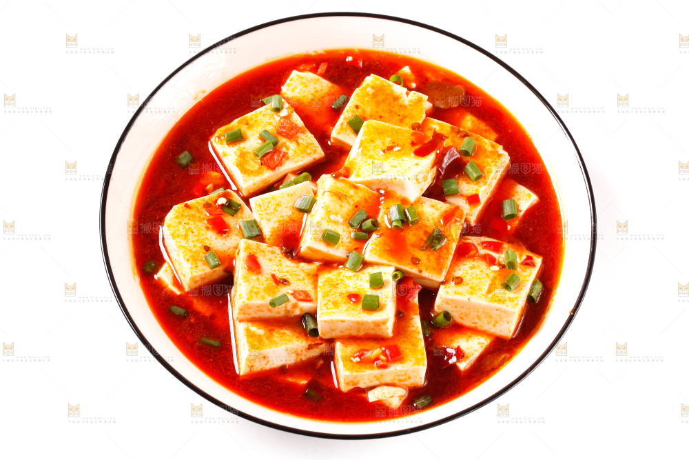 盘里装着麻婆豆腐