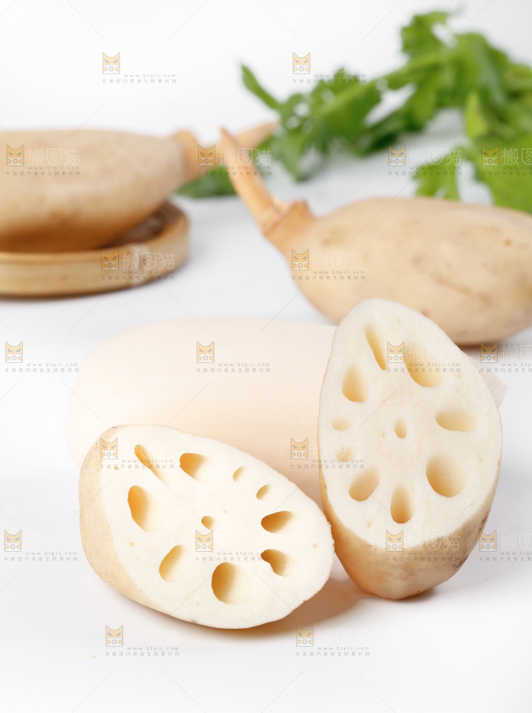 白底上一堆湖北洪湖莲藕