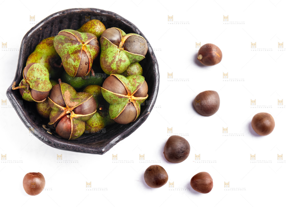 盘子里装着茶籽