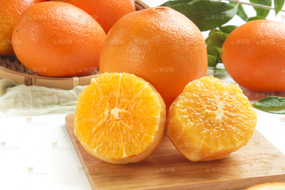 木板上的长虹脐橙