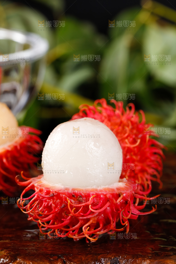 深底上的海南红毛丹