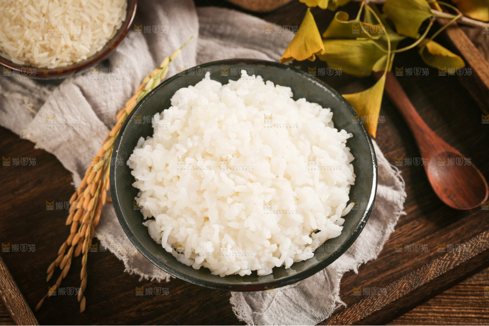 碗里装着米饭