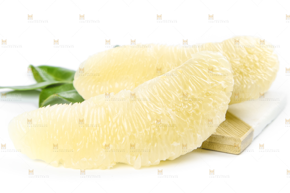 白底上的平和白心蜜柚
