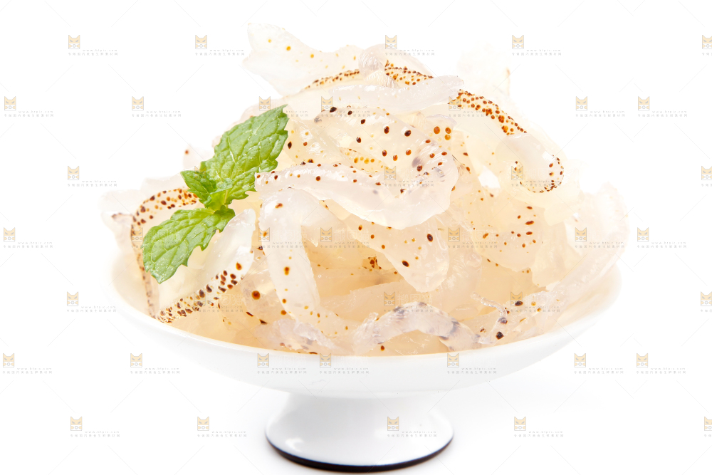 白底上的白花海蜇丝