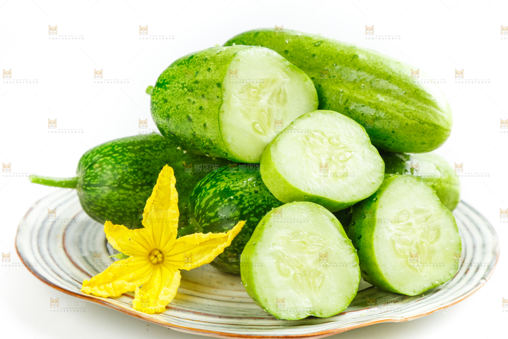 盘子里的东北旱黄瓜