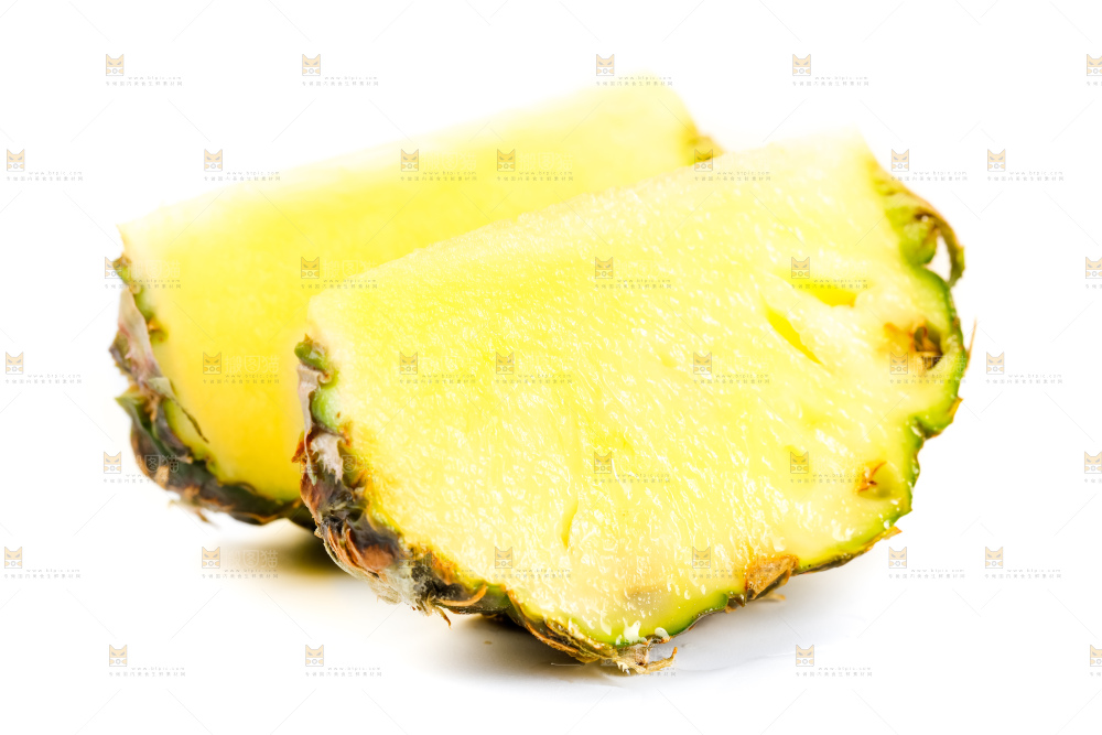 白底上的泰国迷你小菠萝