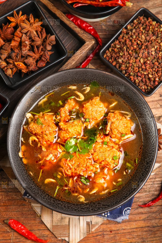 碗里的红烧豆圆子