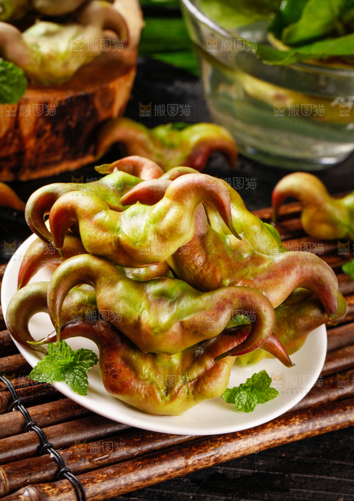 盘子里洪湖菱角
