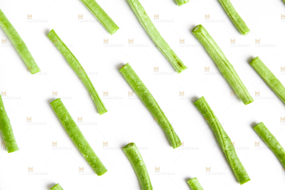 白底上的长豆角