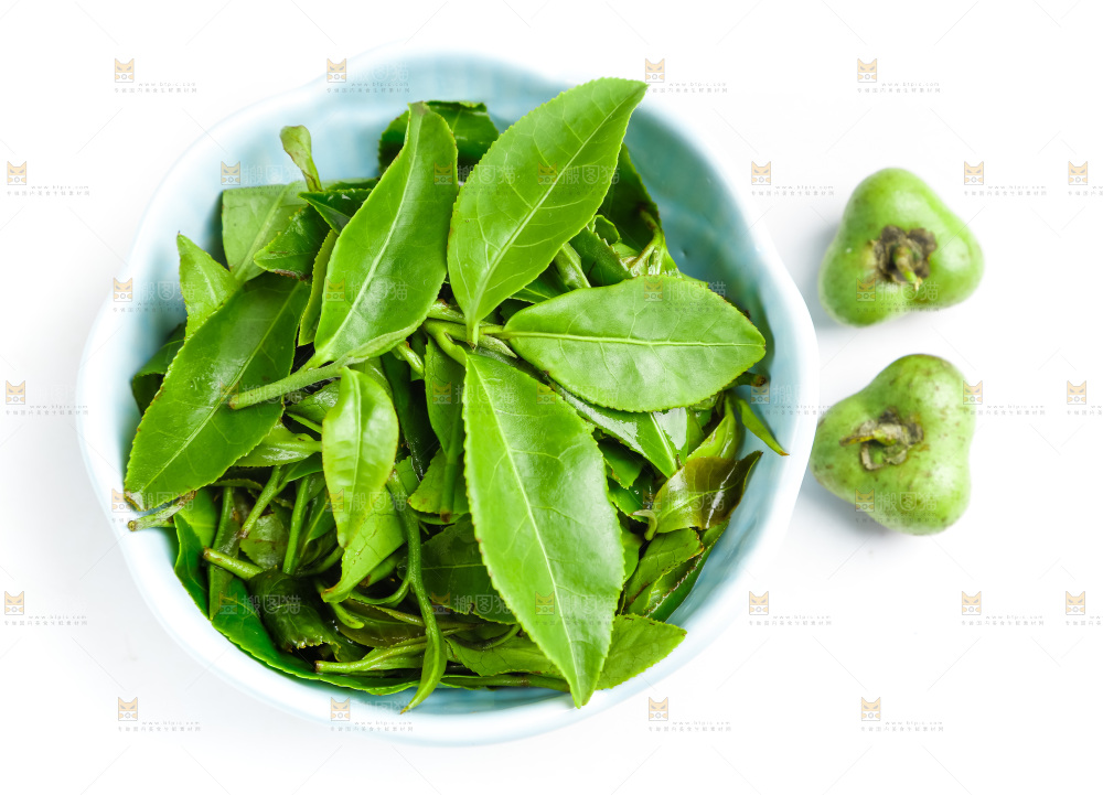 白底上摆放着茶叶子