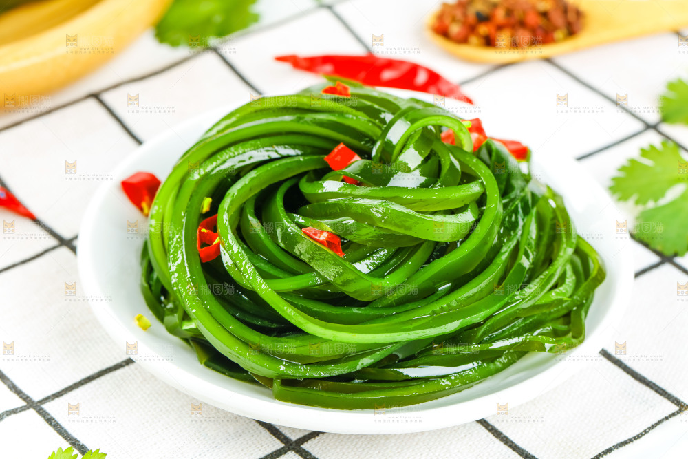 白格子底上的海带丝