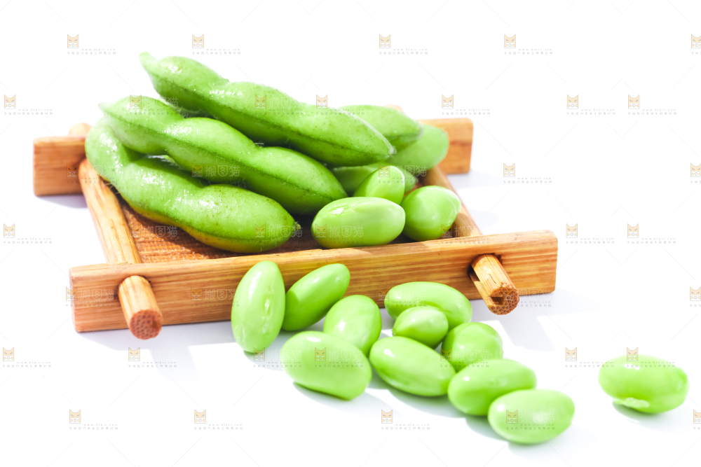 木盒里放着毛豆角