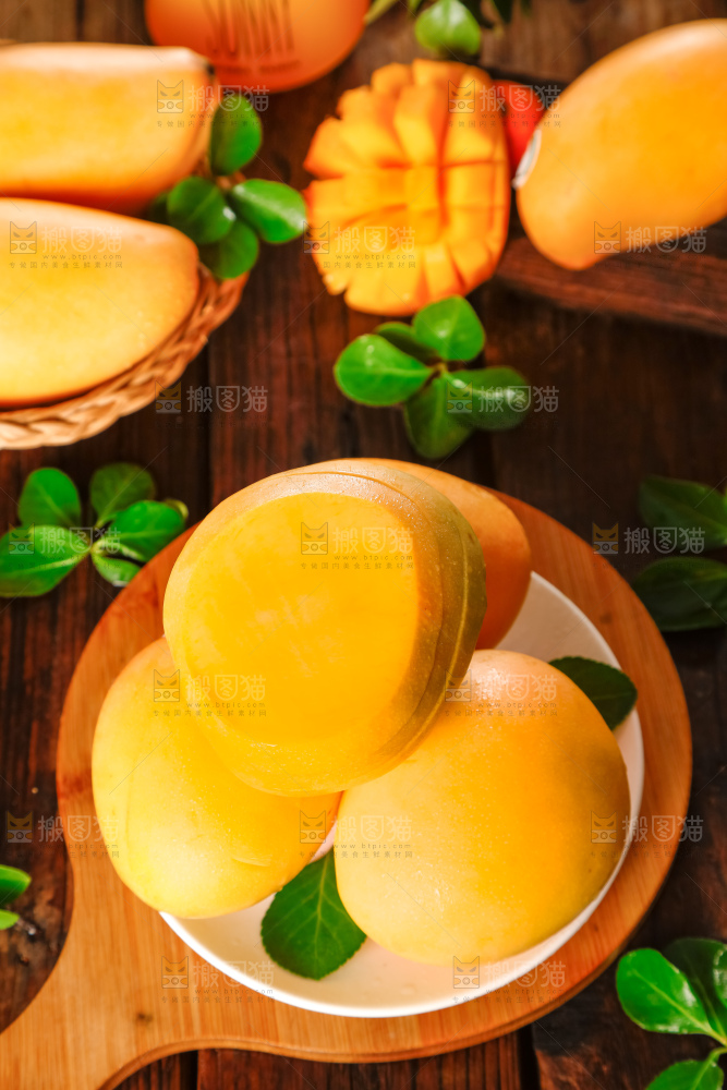 盘子里装着澳芒