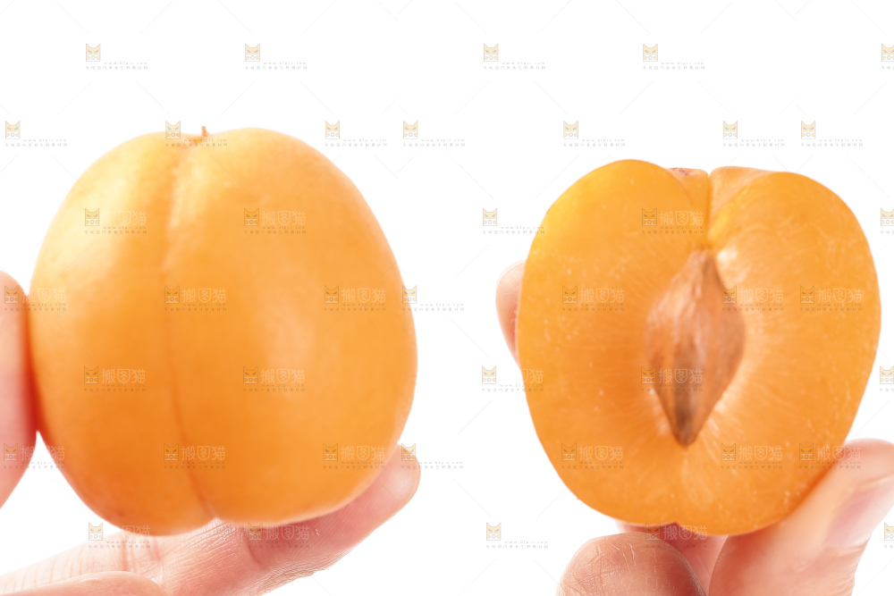 手里拿着金太阳杏