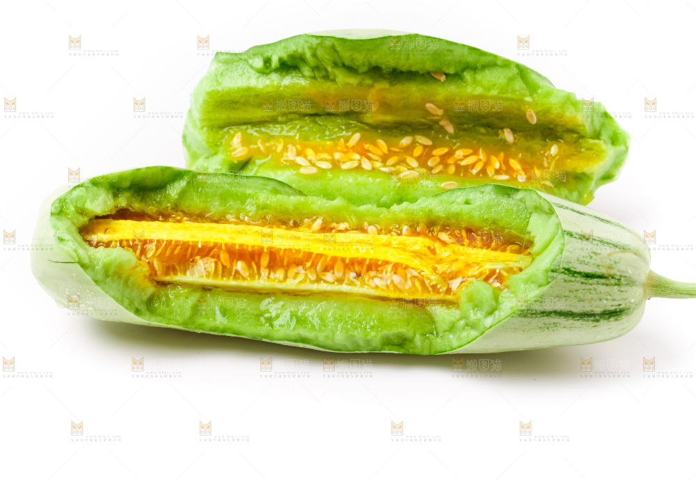 白底上摆放着羊角蜜