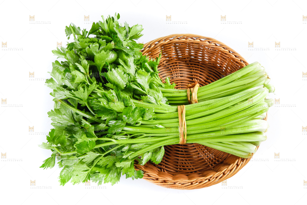 篮子里装着芹菜