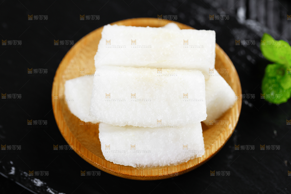 黑石板的上鸭嘴梨