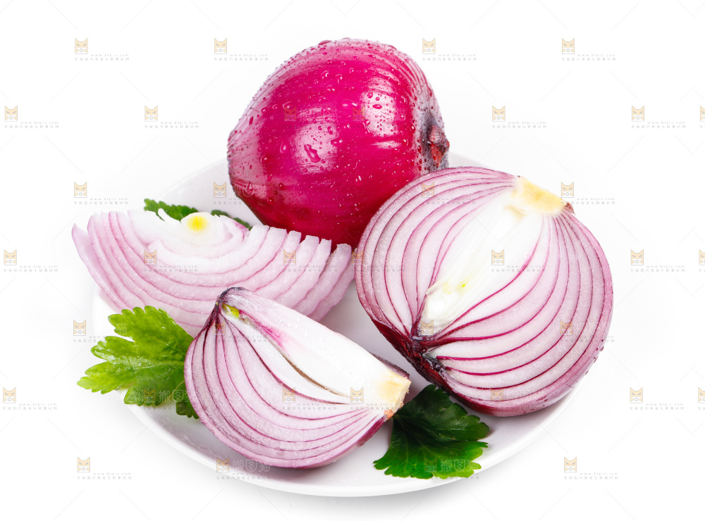 白底上放着洋葱