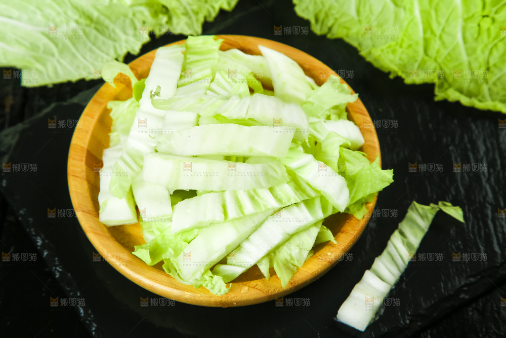 黑底上的有机大白菜