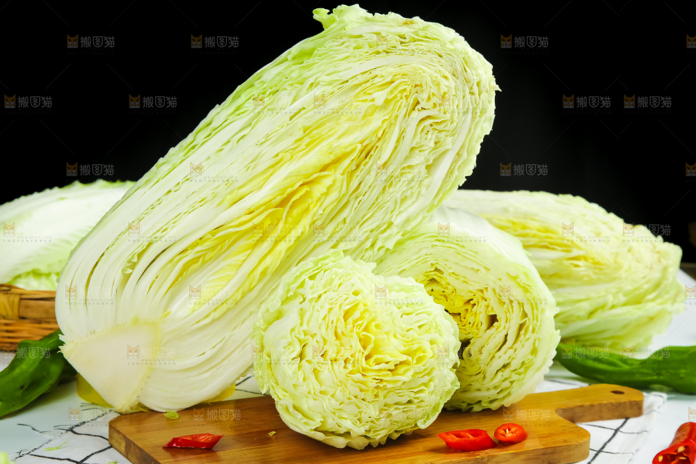 格子底上放着大白菜