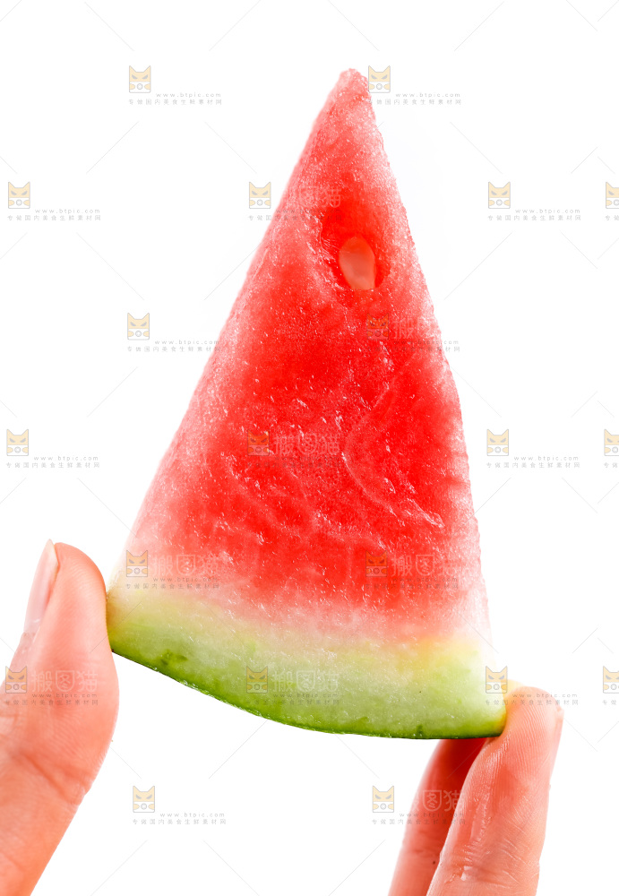 手里拿着西瓜