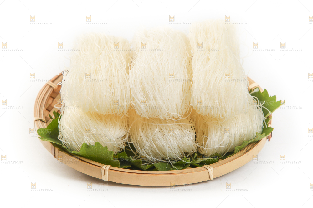 竹篮里放着粉丝