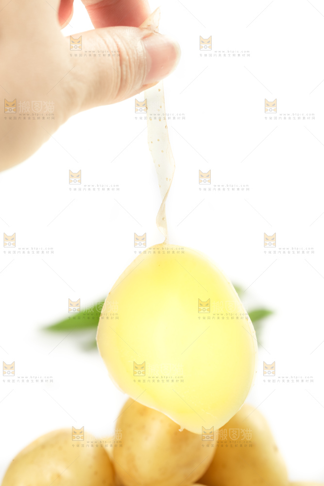 剥皮的云南小土豆