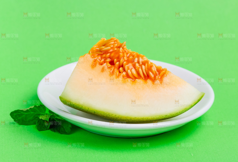 浅底上的哈密瓜